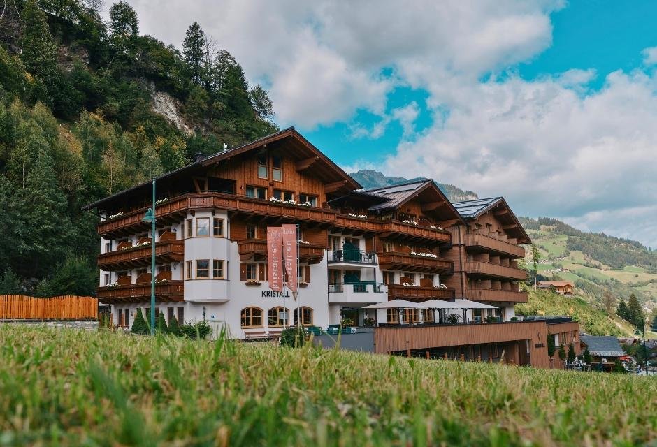 kristall_1920_1790660651hotel_kristall__25_.jpg